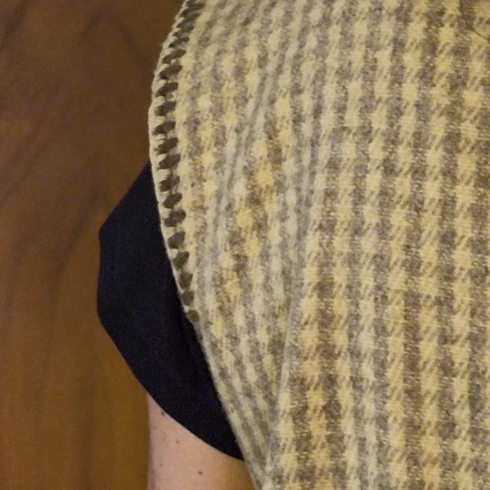 Hand Crafted Wool Vest - Picture 7 of 9